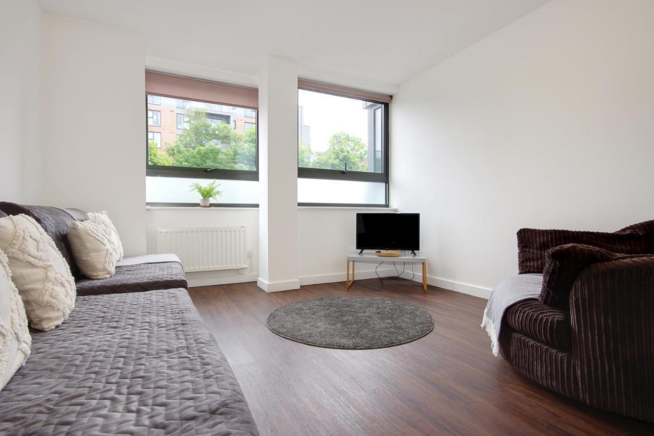 Hill House Holiday Apartments 伯恩茅斯 外观 照片