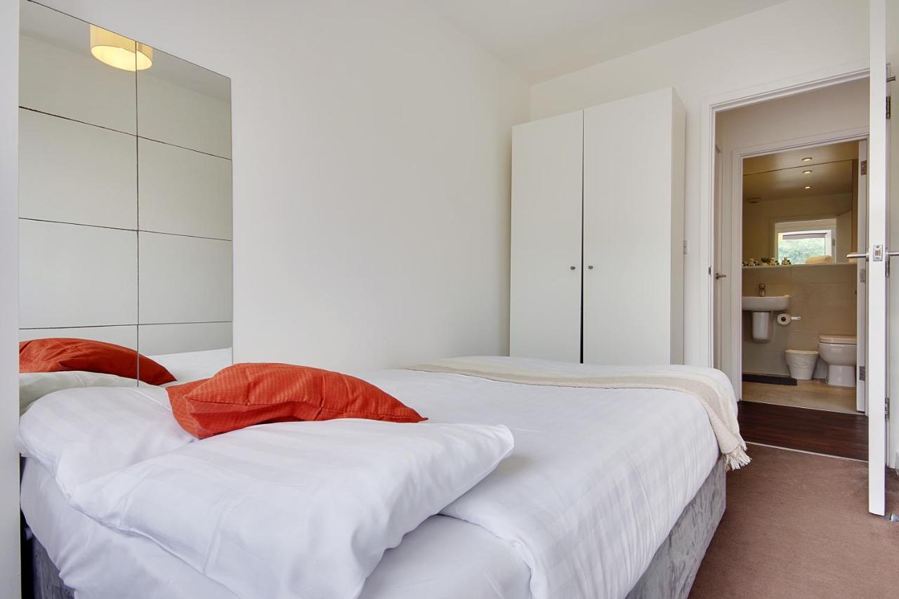 Hill House Holiday Apartments 伯恩茅斯 外观 照片
