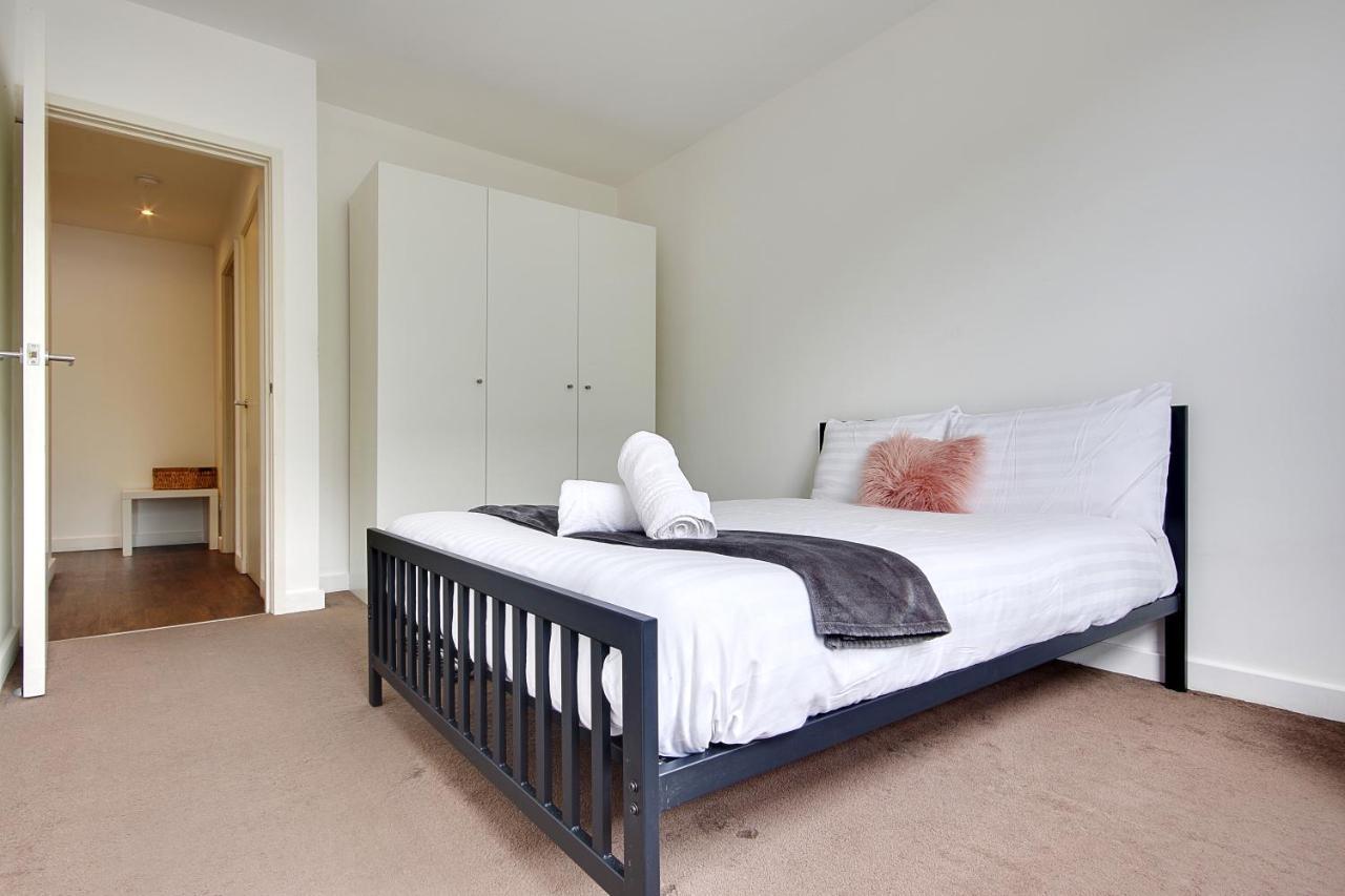 Hill House Holiday Apartments 伯恩茅斯 外观 照片