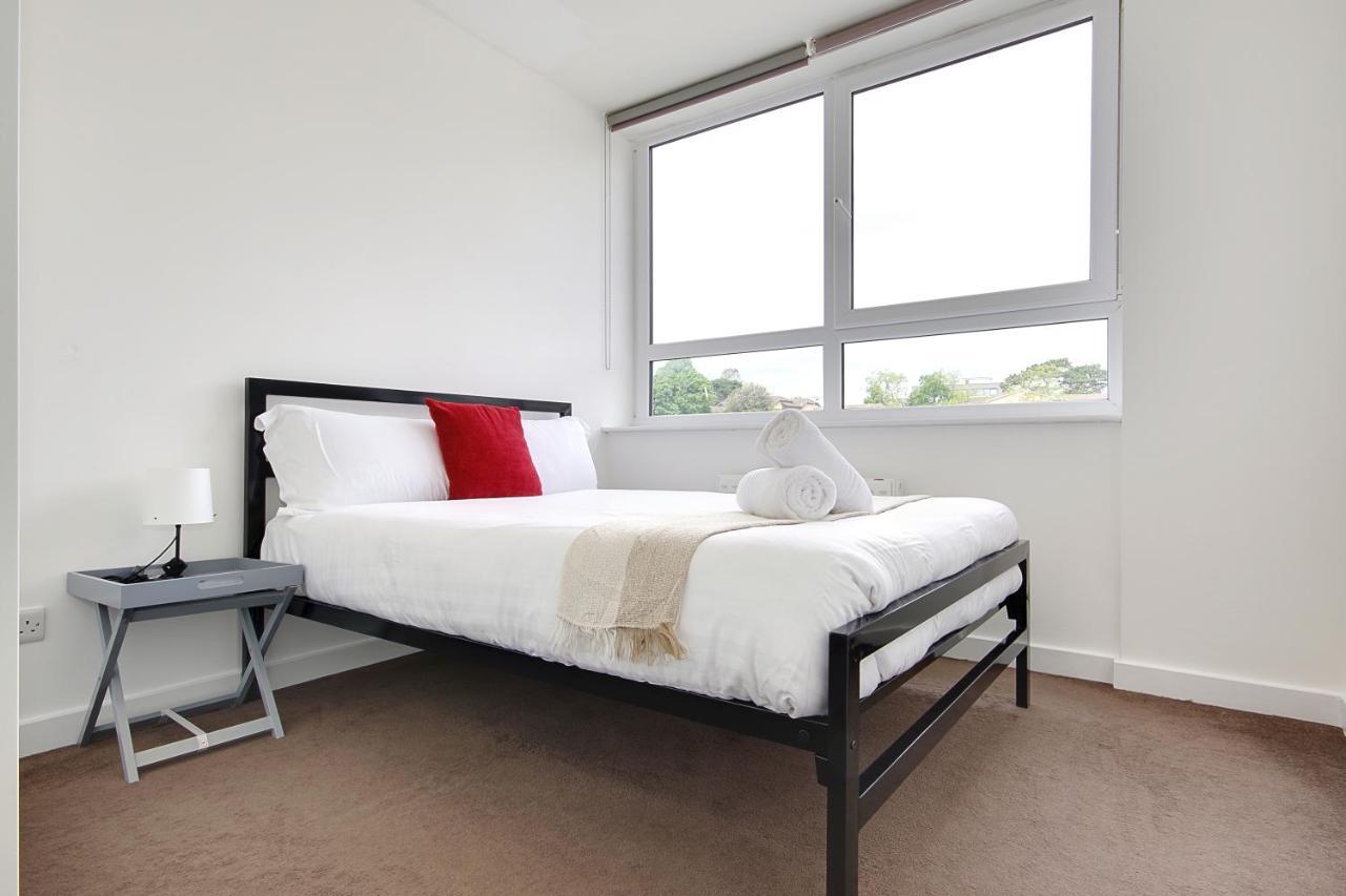 Hill House Holiday Apartments 伯恩茅斯 外观 照片