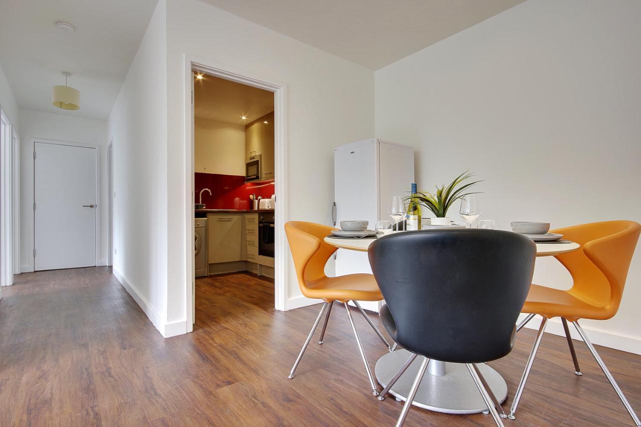 Hill House Holiday Apartments 伯恩茅斯 外观 照片